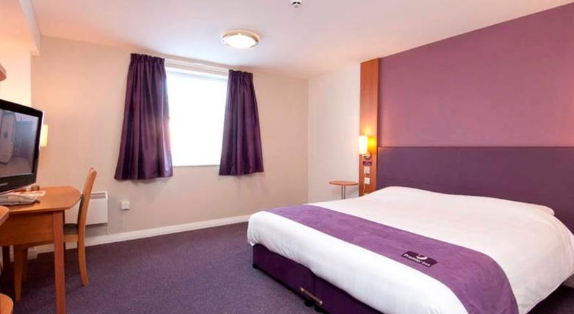 Premier Inn Watford Central 외부 사진