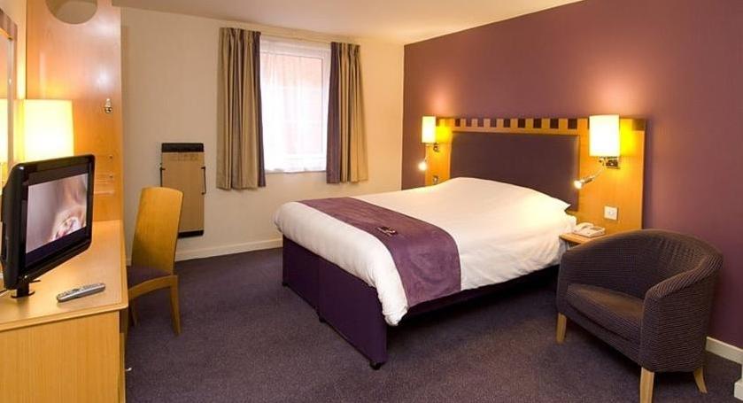 Premier Inn Watford Central 외부 사진